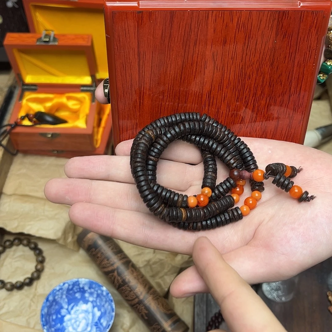 大叶紫檀（黑酸枝木类）