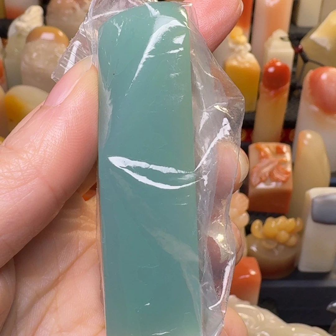李***和老挝石漂亮的好看的