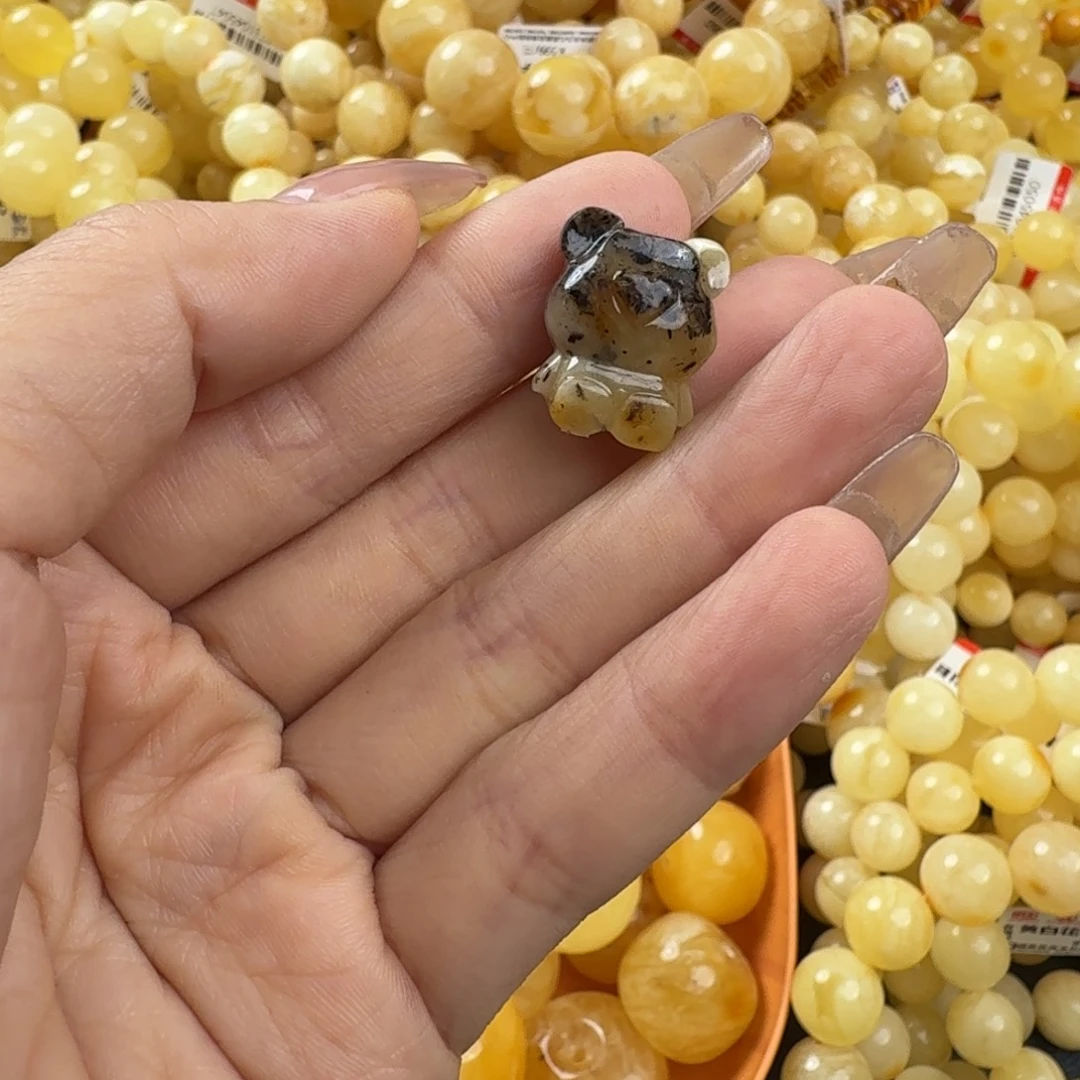 琥珀未镶嵌珠宝奇石