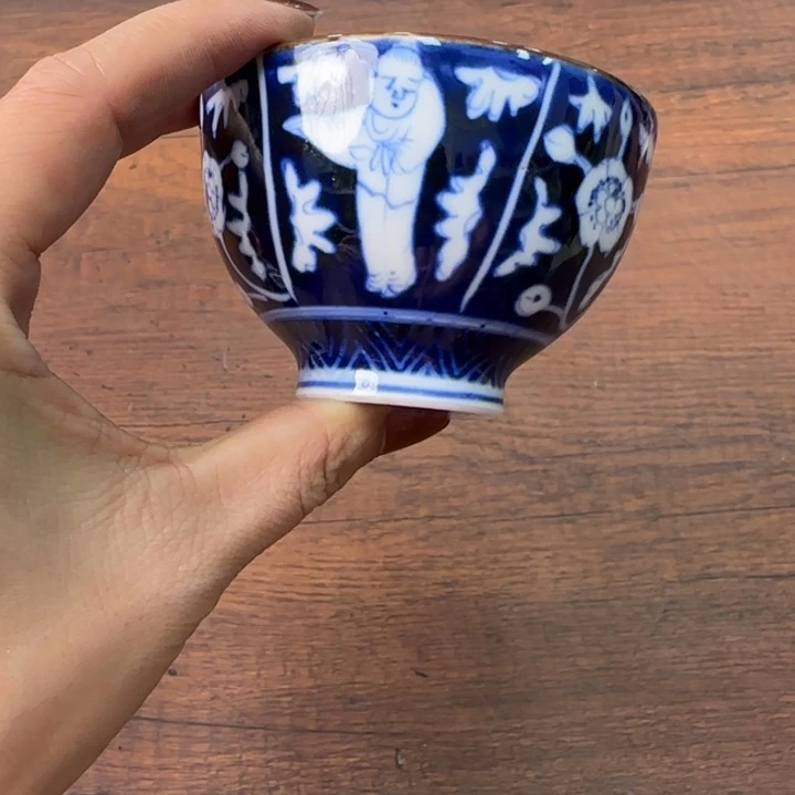 一个陶瓷物件哈哈哈哈