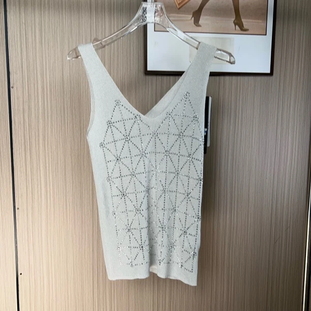 313品牌撤柜女装曼家春夏时尚设计款针织背心