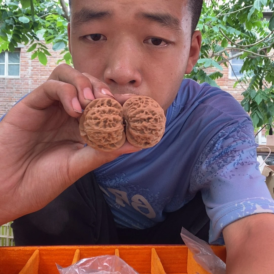 文玩核桃把件福利宫灯