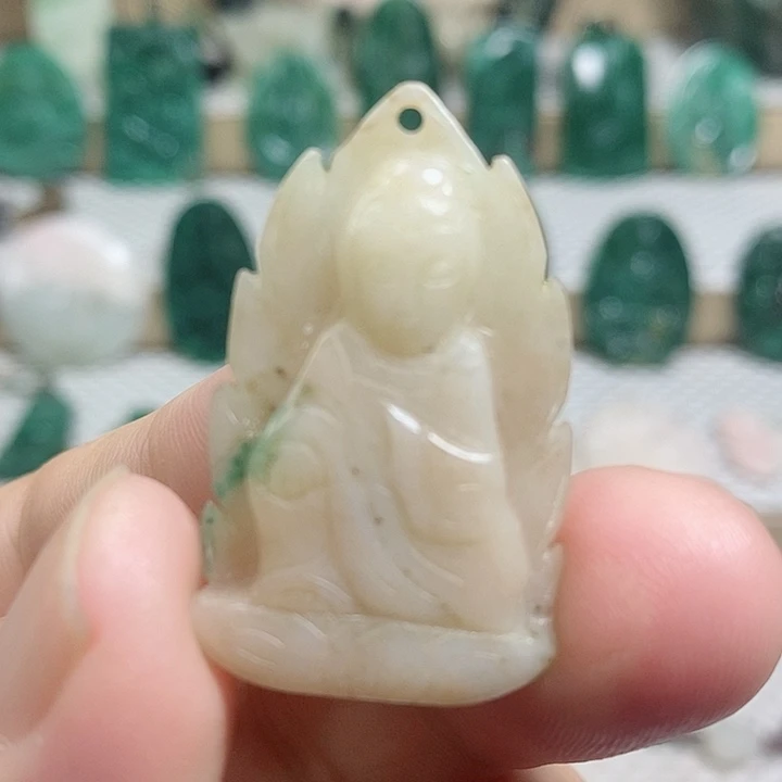 未镶嵌独山玉颈饰