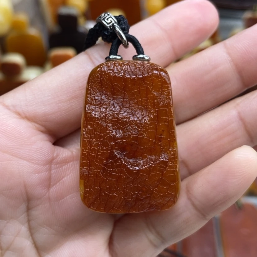 【闪购商品】琥珀颈饰未镶嵌