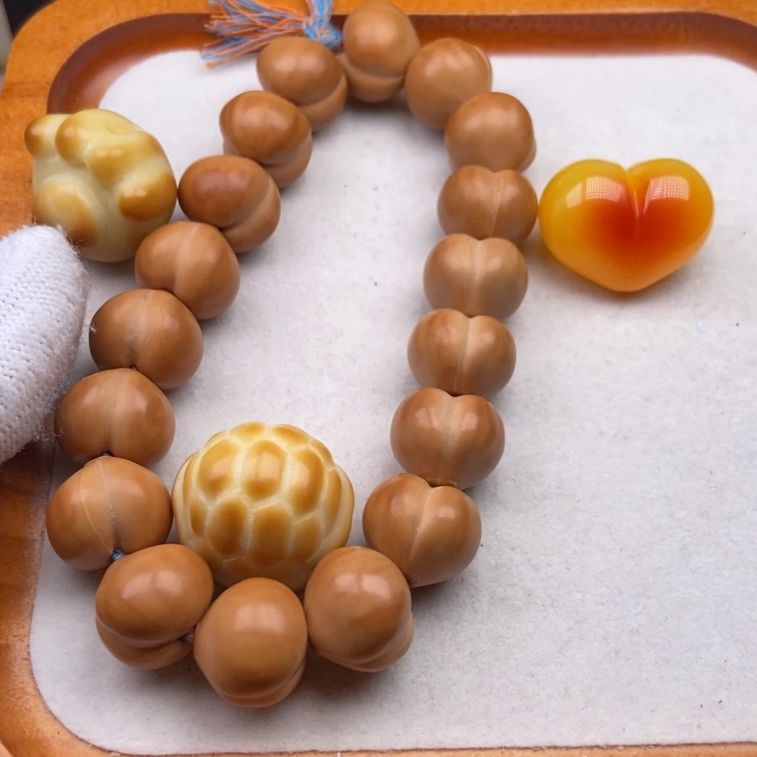 佳***哥猴头核桃手串猴头核桃