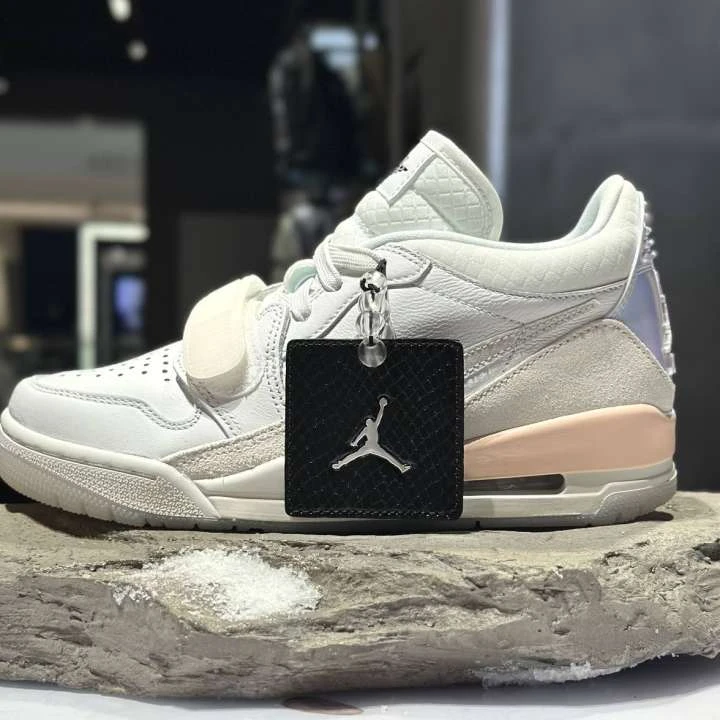 【耐克专属】NIKE耐克女子W AJ312 LW CNY蛇年限定篮球鞋HF3182-100