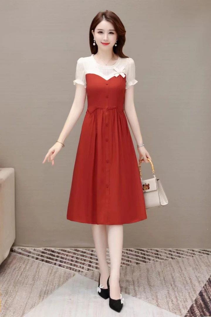 F205 时尚显瘦气质洋气假两件2025新款夏季小个子妈妈连衣裙