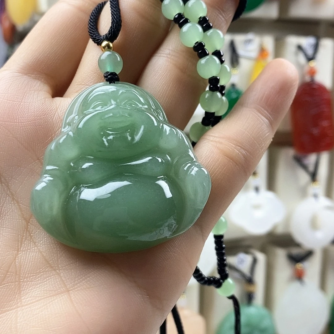 小***仙颈饰未镶嵌石英质玉