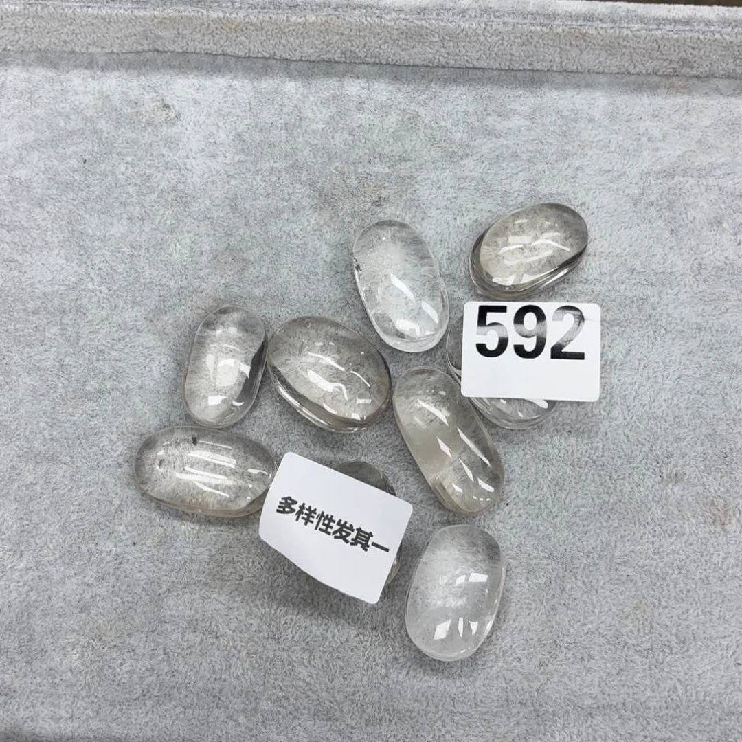 未镶嵌水晶大型摆件（非配饰）一个