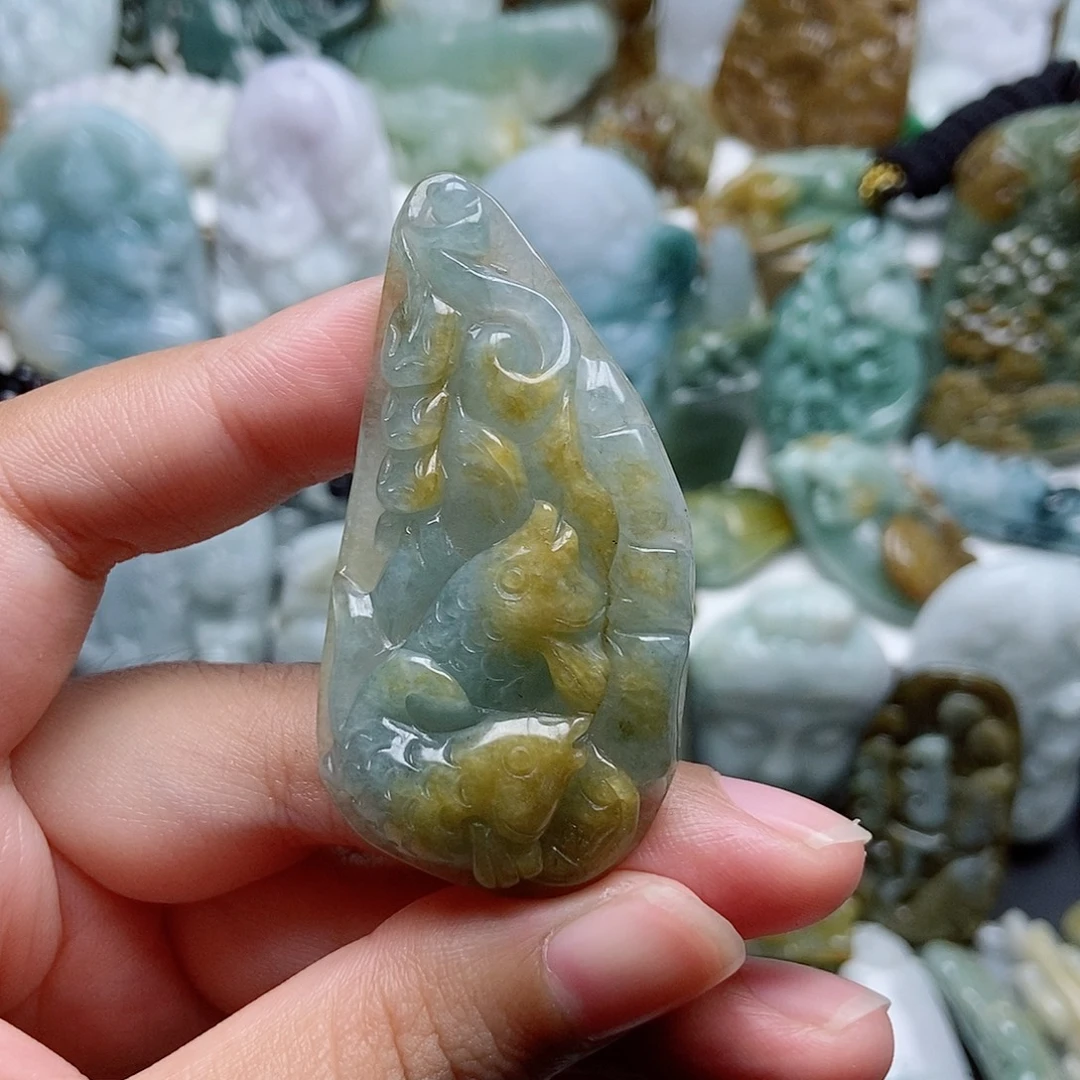 翡翠未镶嵌颈饰翡翠