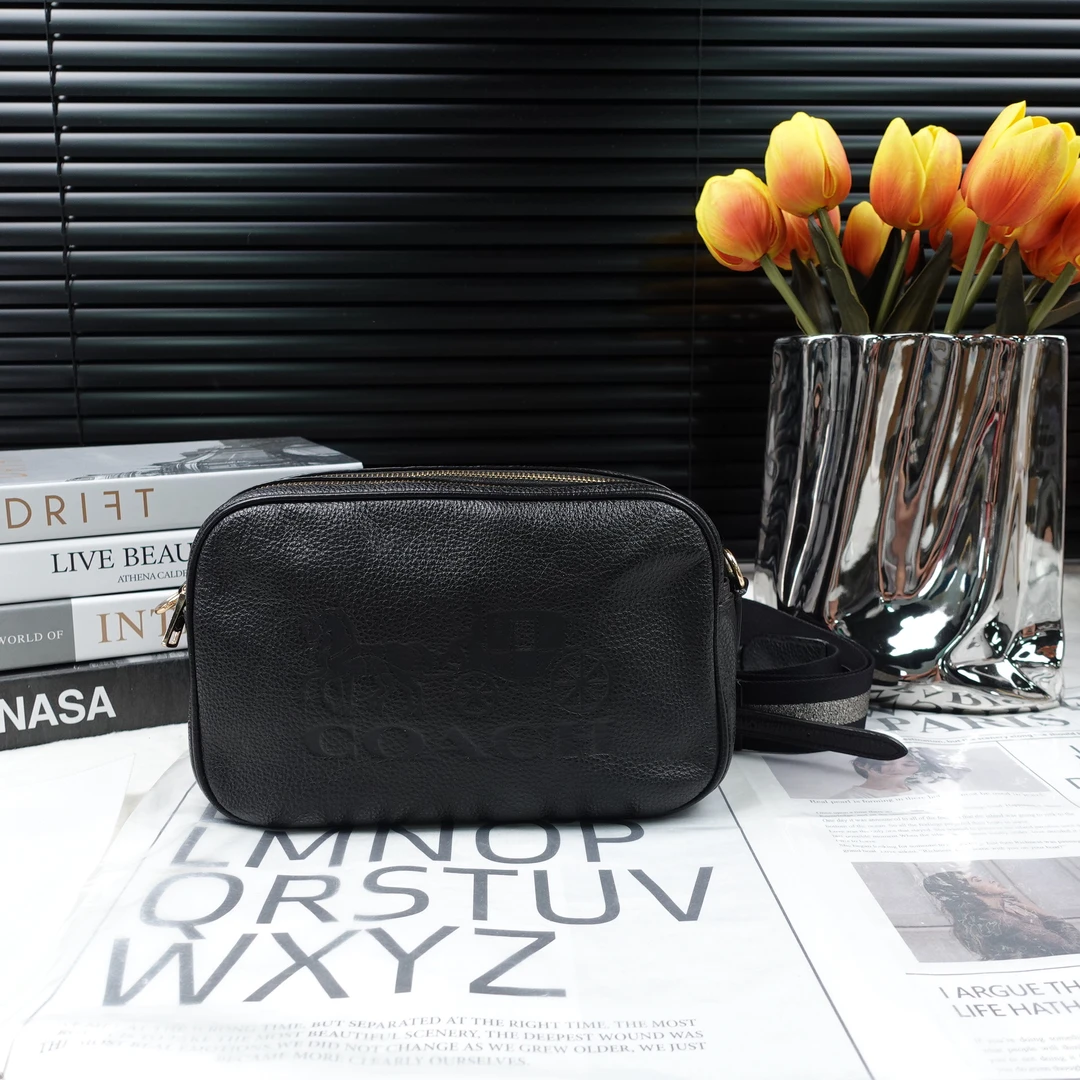 95新 COACH/蔻驰 单肩包/T10222254