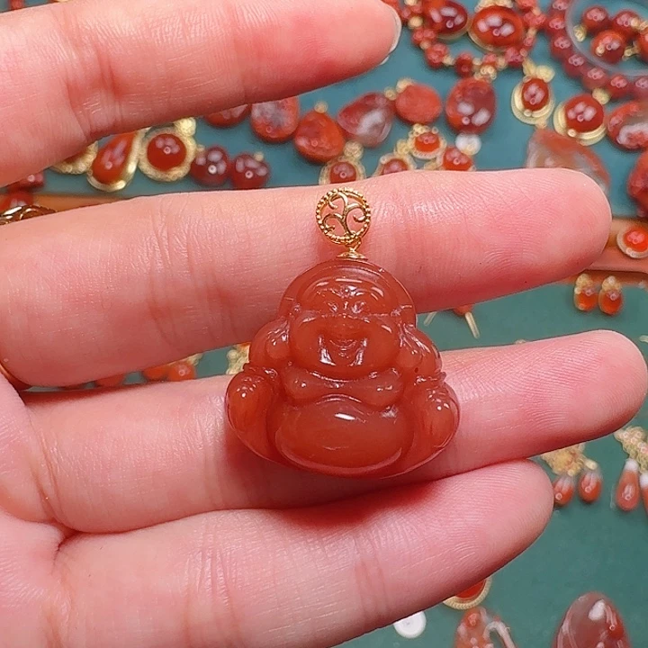 南红玛瑙18K金镶嵌吊坠