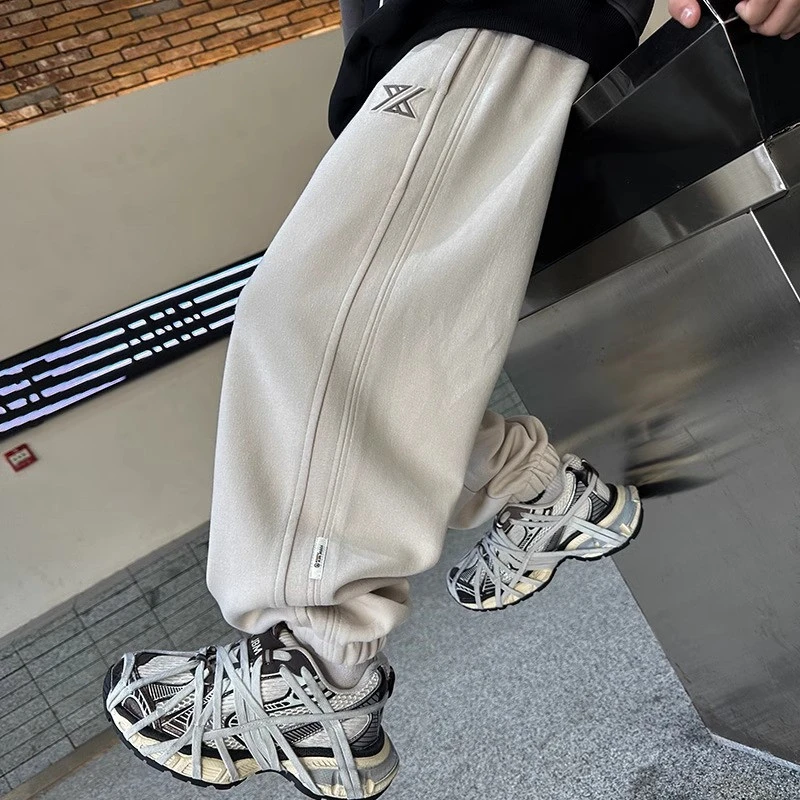 男童春秋款运动长裤中大童休闲束脚百搭卫裤薄款洋气帅气潮流裤子