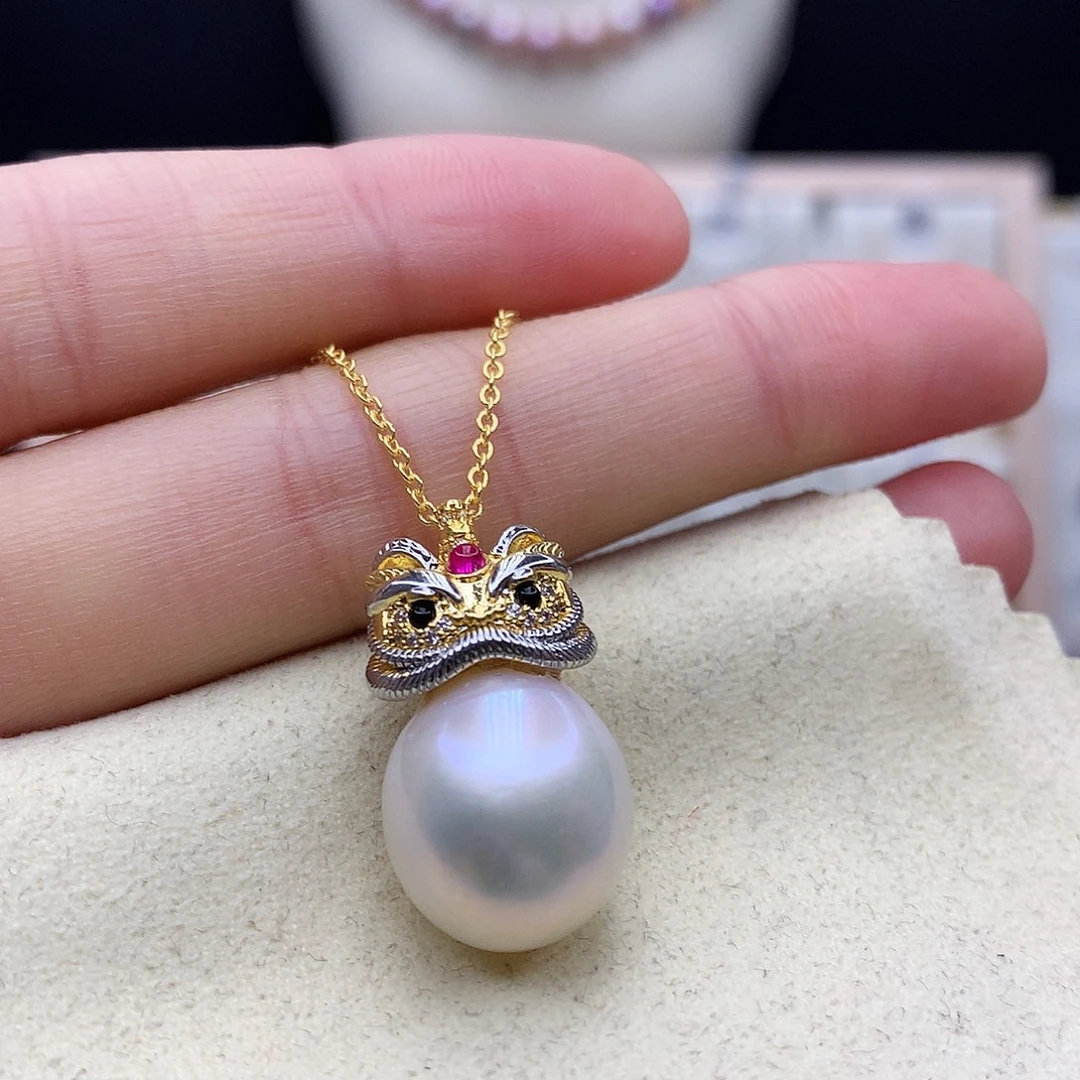 合金淡水珍珠颈饰