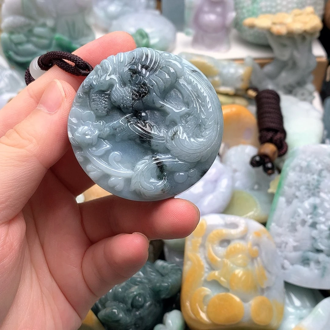 吊坠(不含链)未镶嵌翡翠