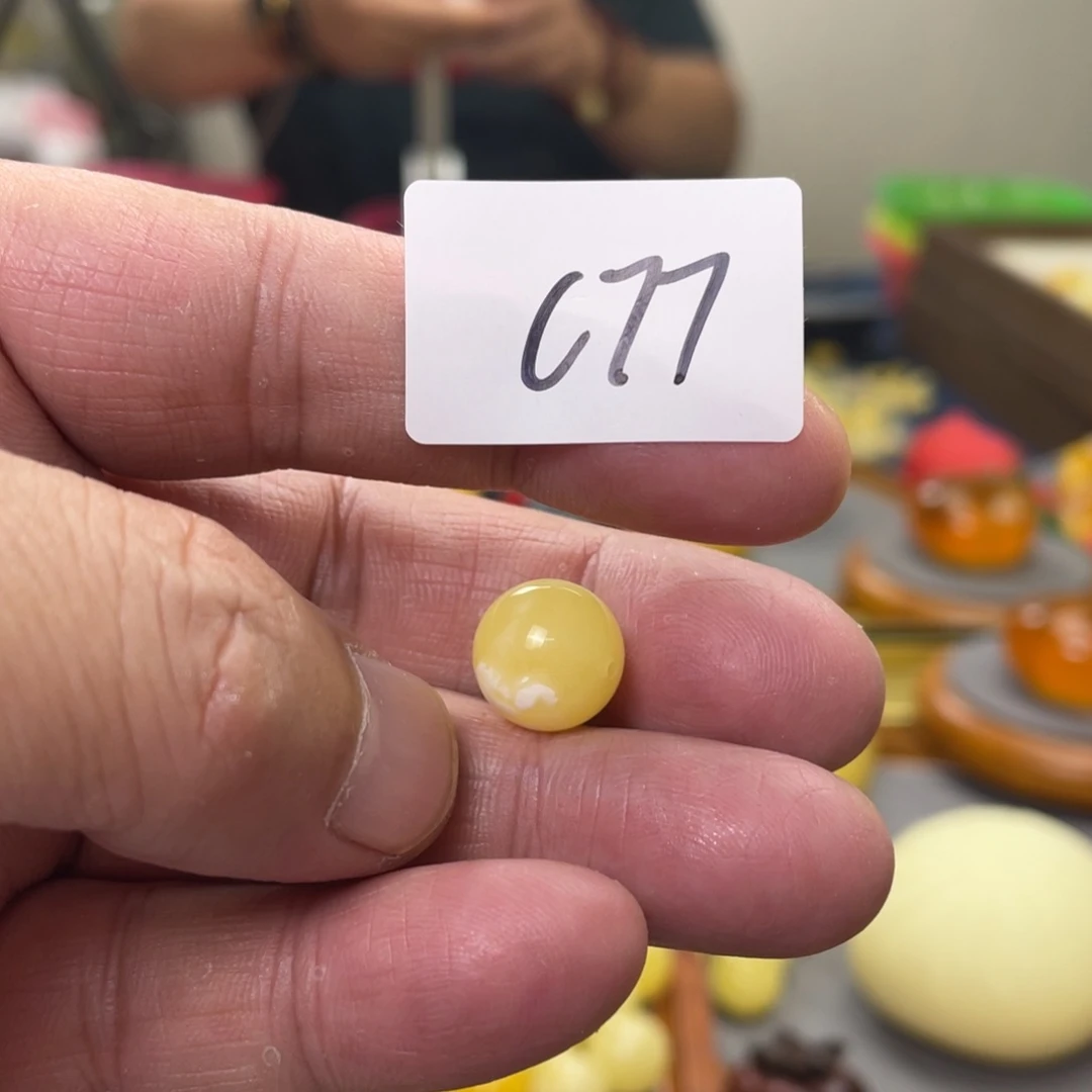 手链琥珀未镶嵌多样性发，发其中一件