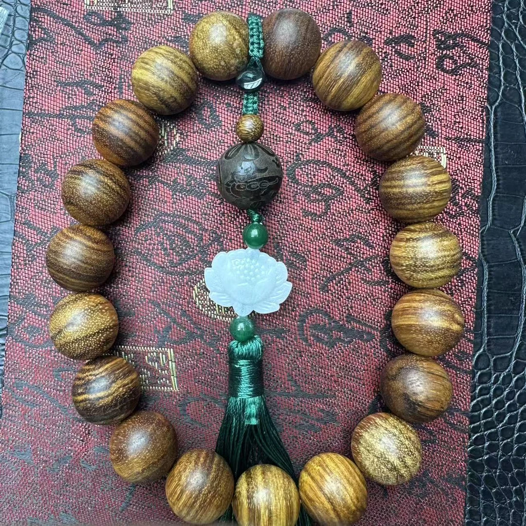 （开总文玩）天然沉香木串224