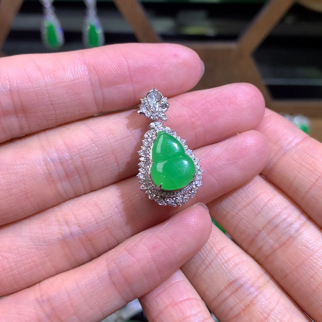 翡翠18K金镶嵌吊坠(不含链)