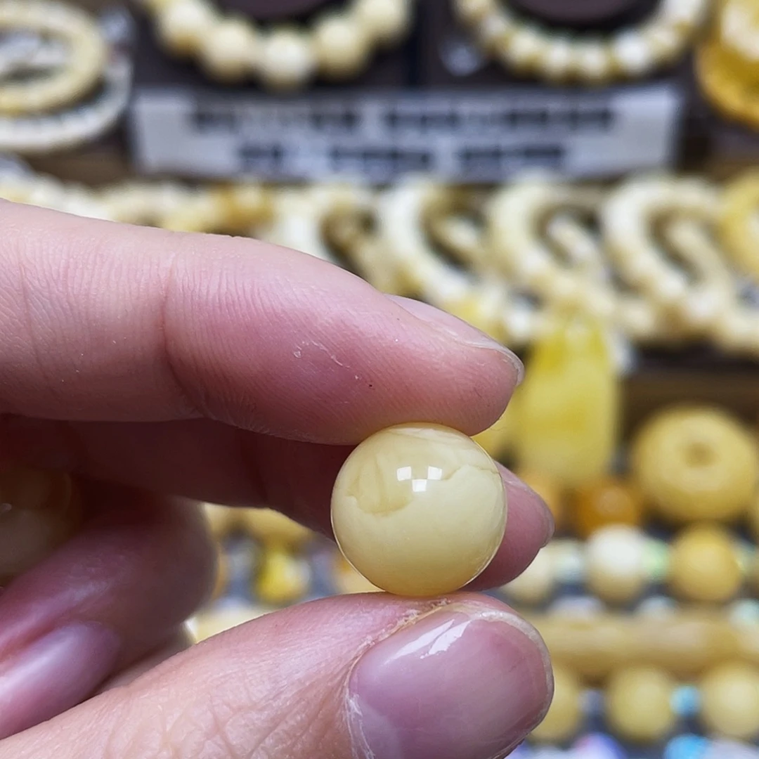 琥珀珠宝奇石未镶嵌12.4mm