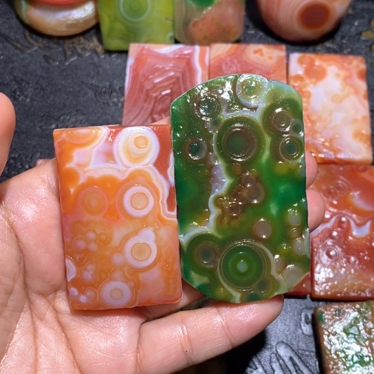 石英质玉珠宝半成品未镶嵌吉*子