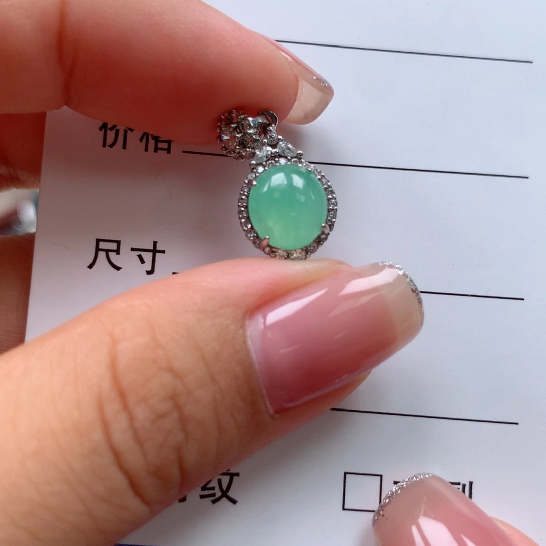 颈饰银S925镶嵌翡翠