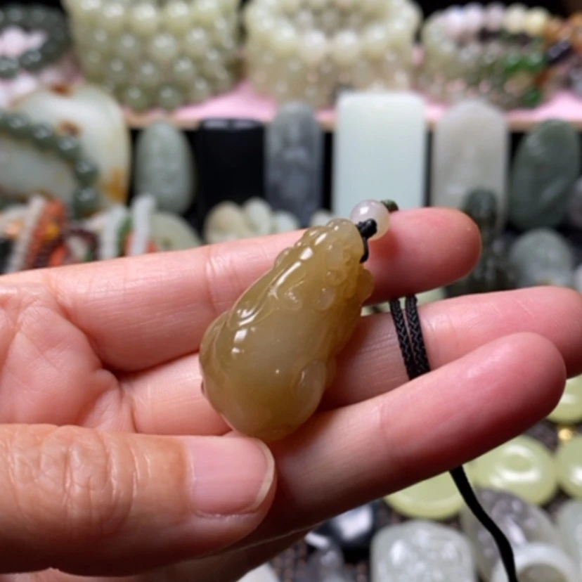 【闪购商品】未镶嵌手链和田玉（糖玉）