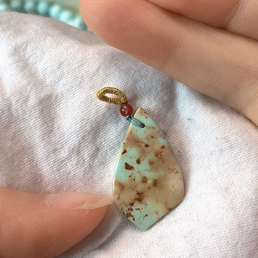 南红玛瑙未镶嵌珠宝奇石