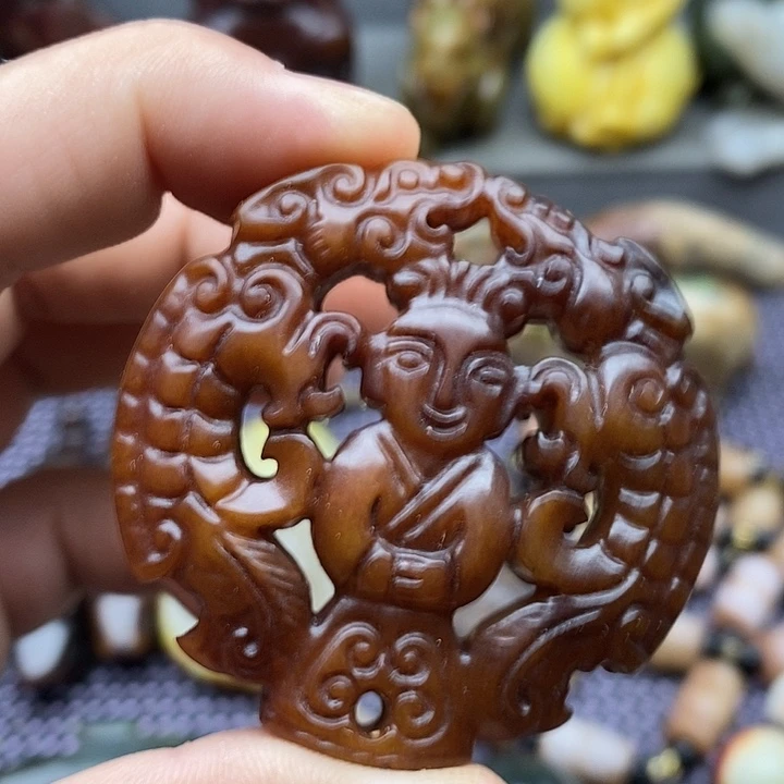 未镶嵌蛇纹石玉颈饰