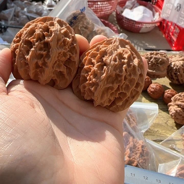 强****文玩核桃把件苹果园43