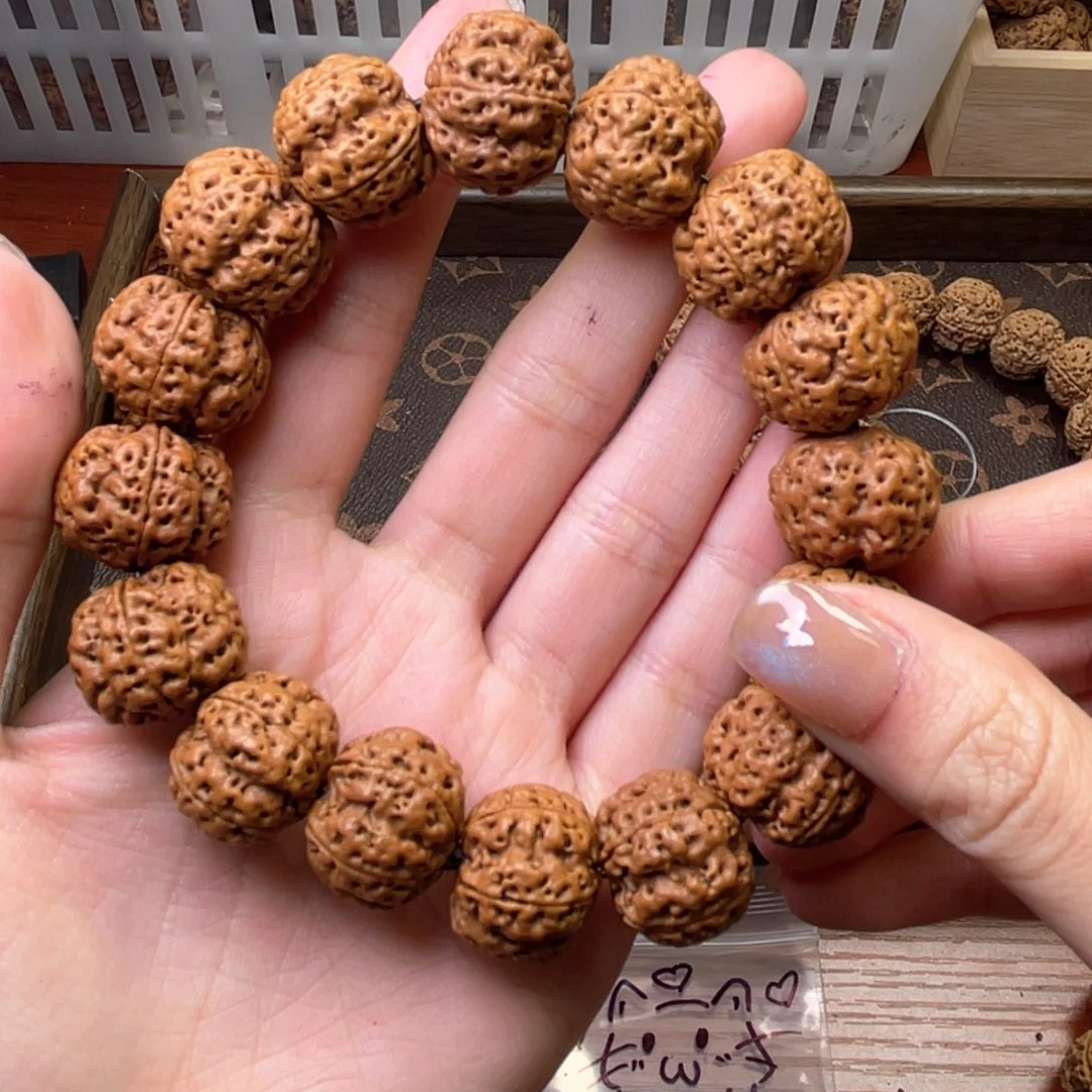 金刚菩提手串19梁梅花