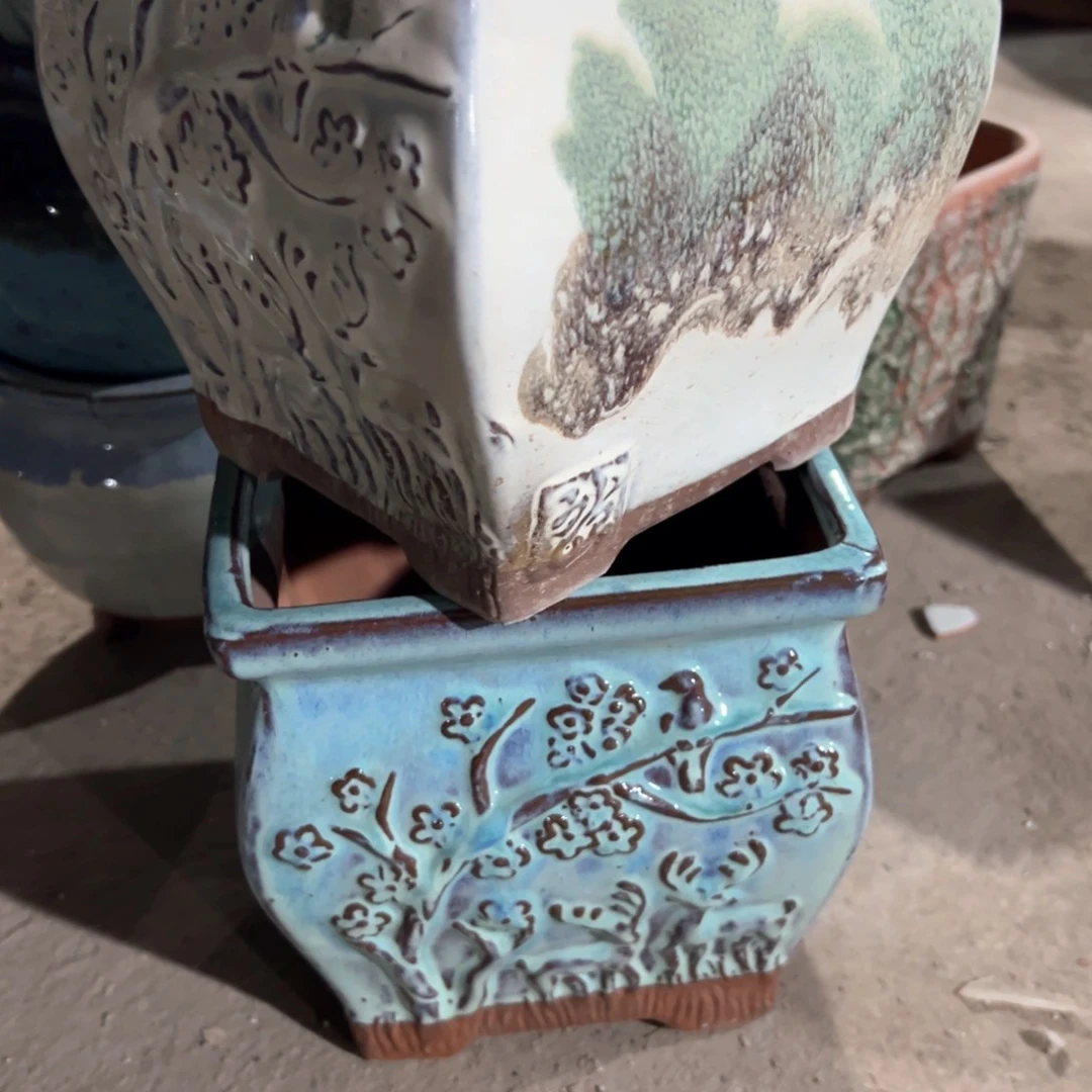 红陶瑕疵15-16两个