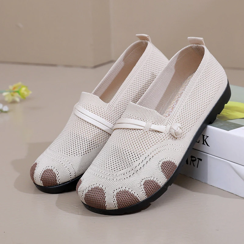 春夏新款老北京布鞋女妈妈鞋舒适软底防滑一脚蹬单鞋女