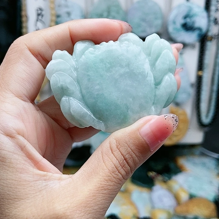 颈饰足铂镶嵌翡翠翡翠
