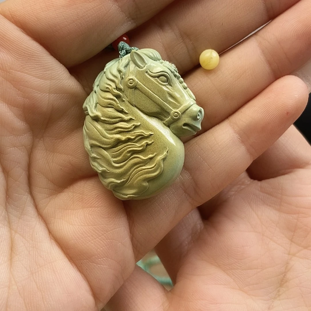 未镶嵌蜜蜡珠宝奇石