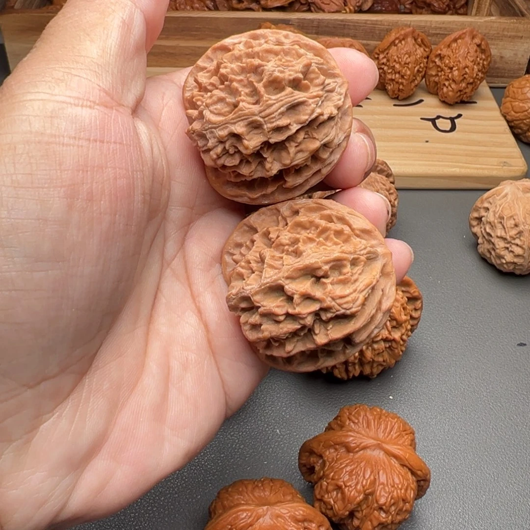 文玩核桃把件苹果