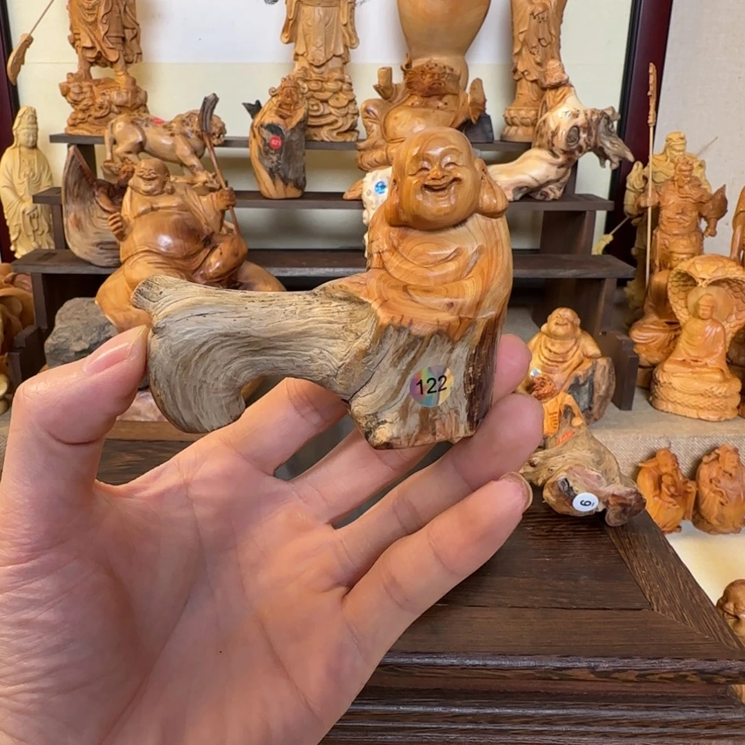 崖柏小木匠艺雕一物一拍