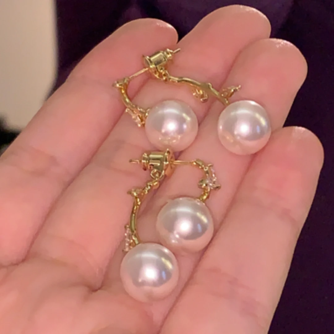 铜合金仿珍珠耳饰 春季法式复古设计感珠珠后挂式百搭耳钉耳环