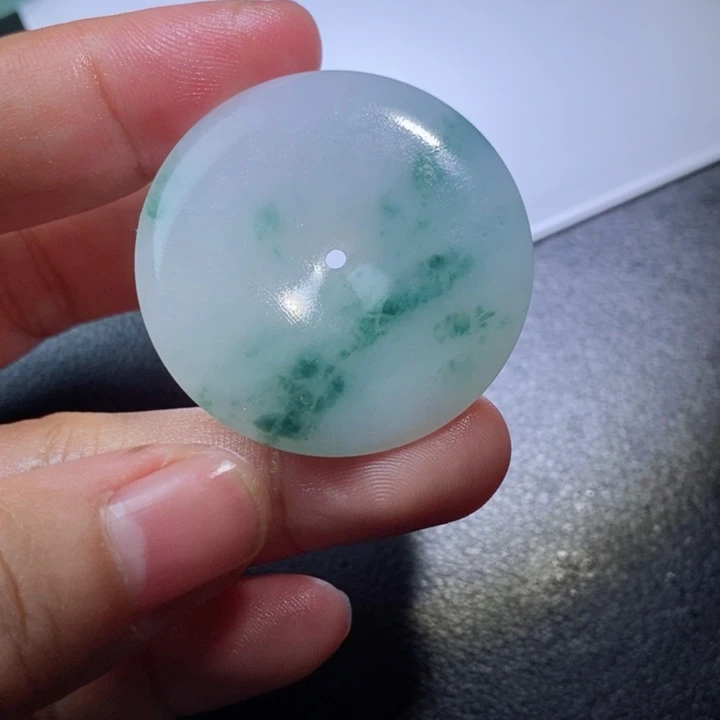 未镶嵌定制翡翠光*姐7778999