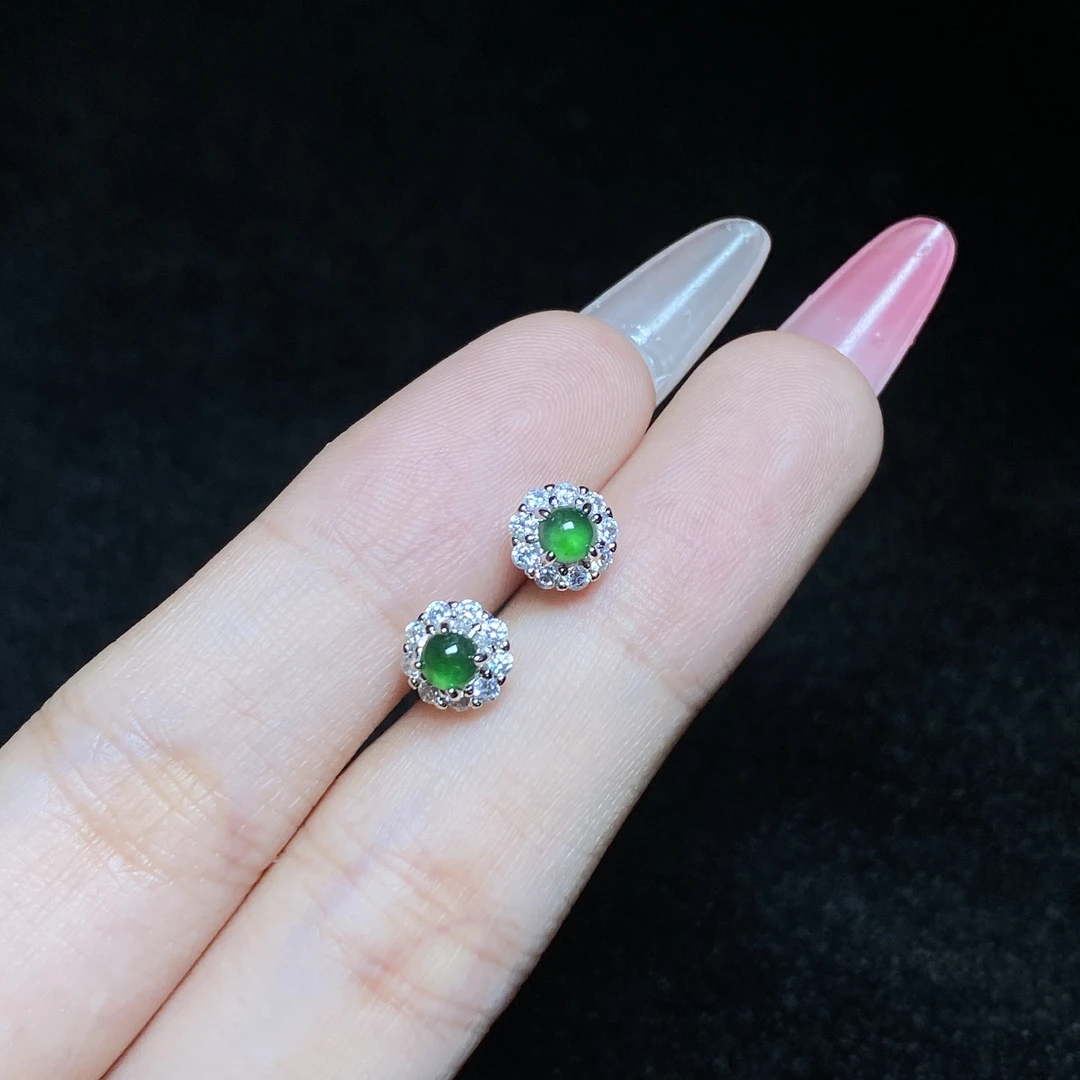 【小北好物】翡翠圆珠耳钉尺寸约3mm+【多样性发一件】QS34X53