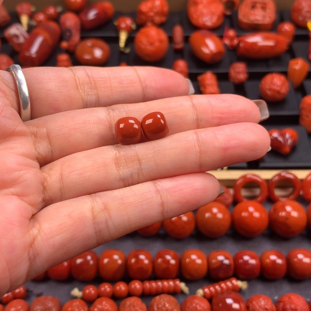 未镶嵌老型对珠8mm南红玛瑙