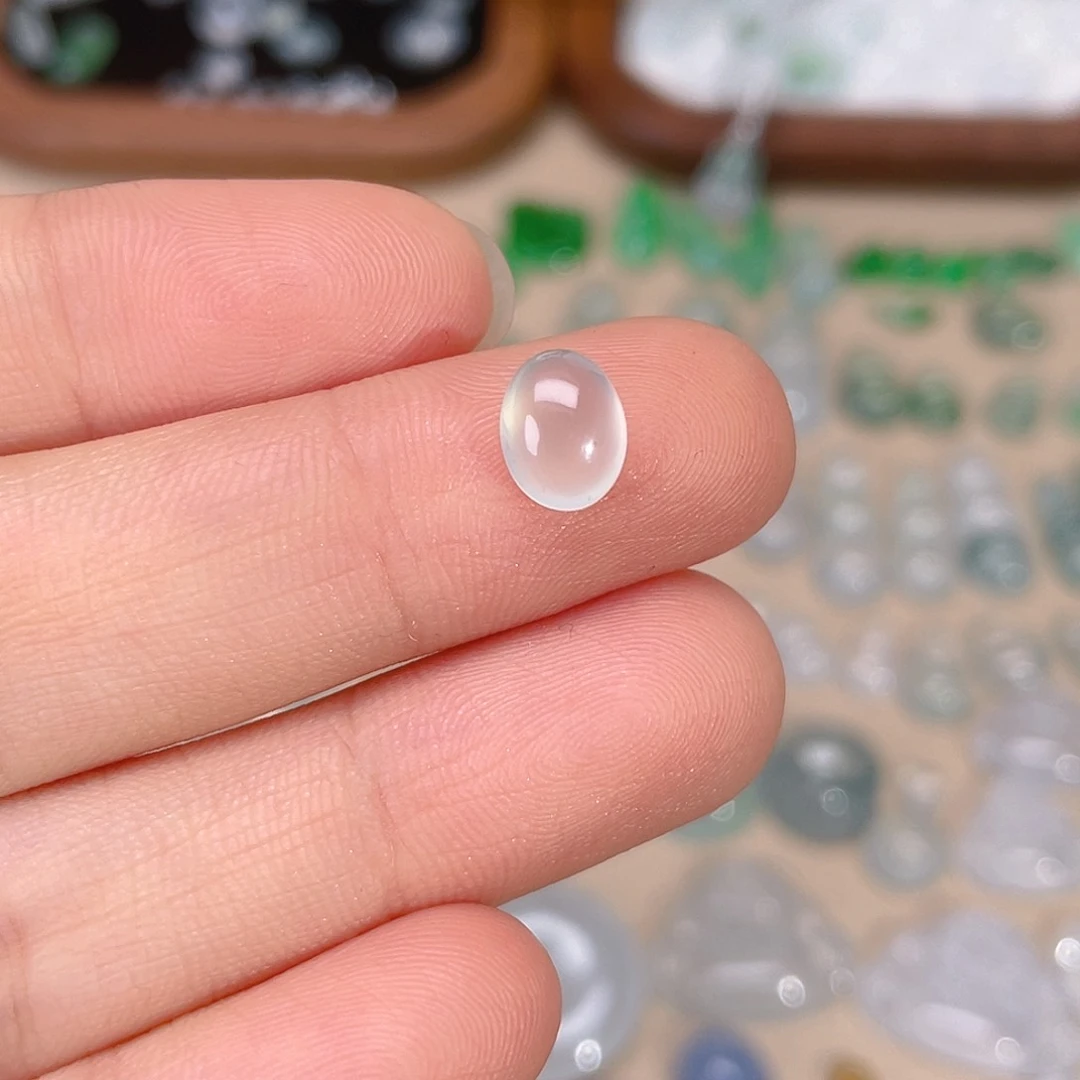 翡翠未镶嵌颈饰天然缅甸A货翡翠