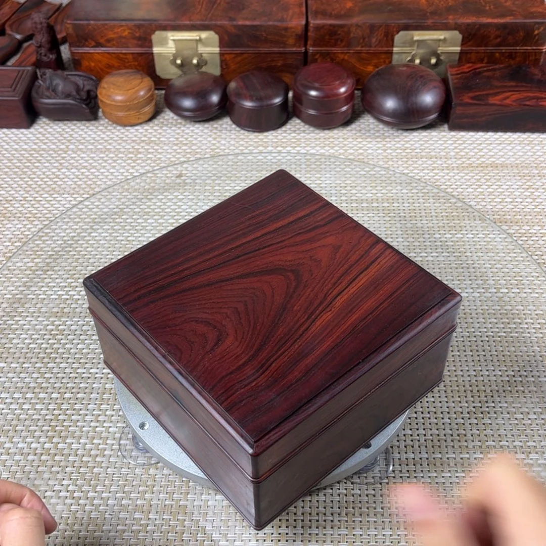 微凹黄檀（南美大红酸枝）