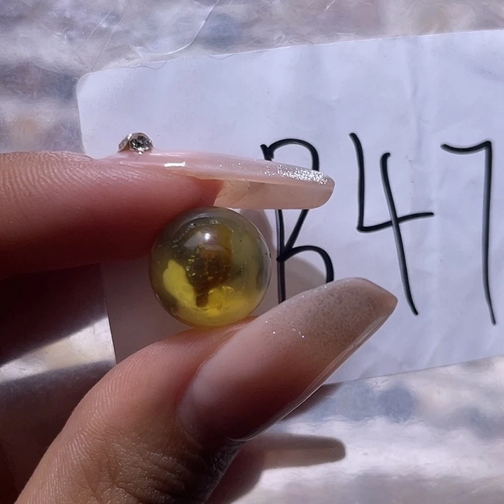 裸石琥珀未镶嵌12.5福利