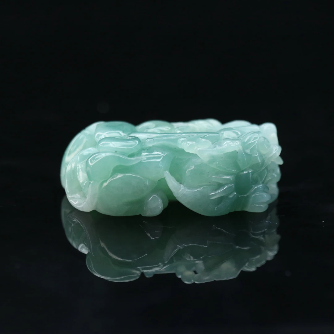 46天然缅甸翡翠A货貔貅/000035/上海嘉禾拍卖