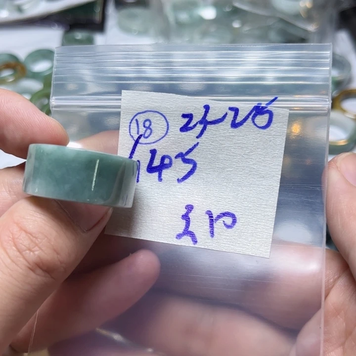 定制翡翠未镶嵌明天