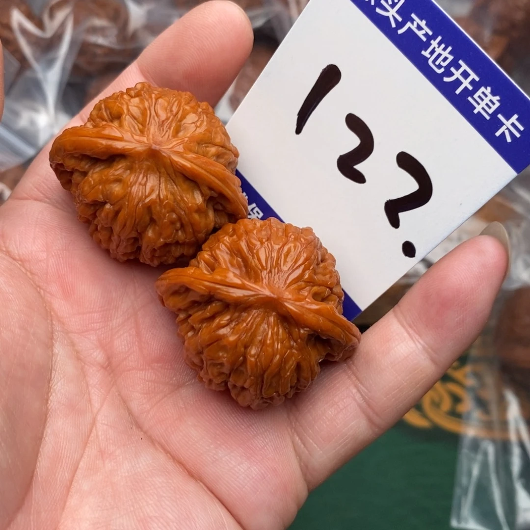 文玩核桃把件磨盘狮子头38