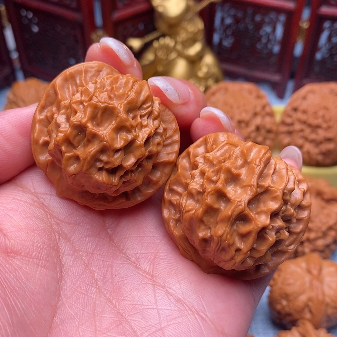 文玩核桃把件毕业龙鳞40全品