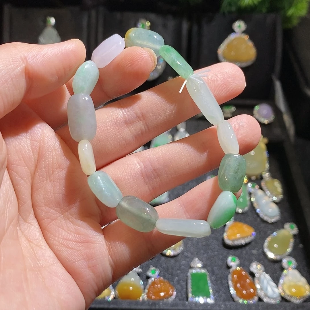颈饰未镶嵌翡翠天然翡翠