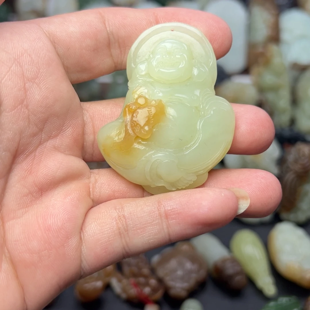 和田玉未镶嵌挂件