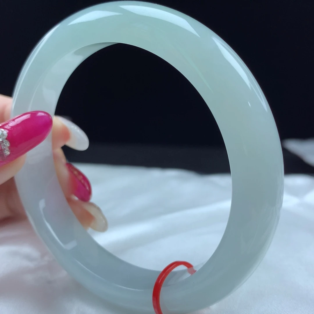 未镶嵌手镯翡翠12050，